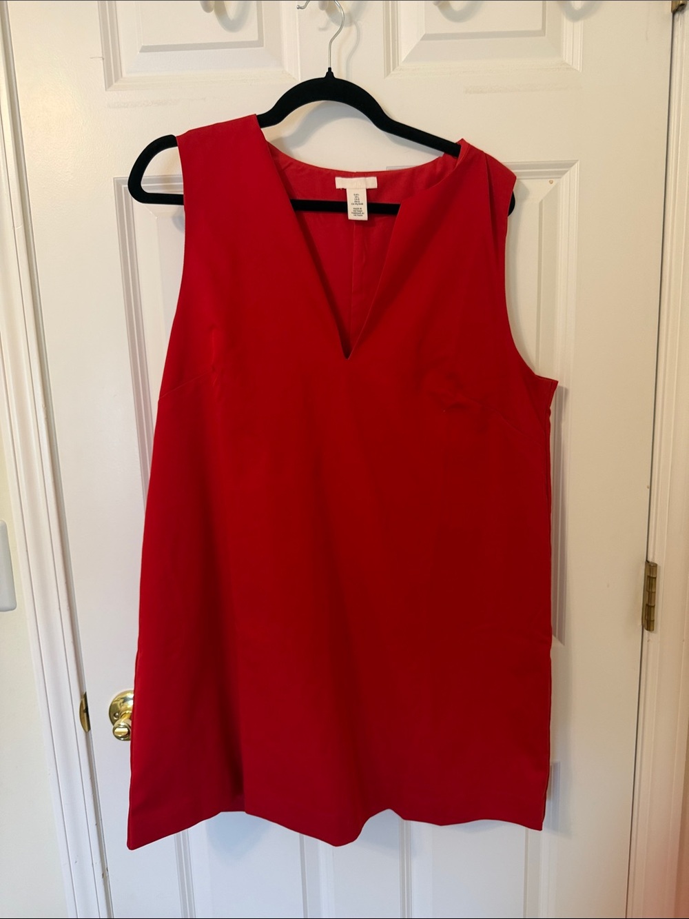 H&M Red V-Neck Sleeveless Mini Dress